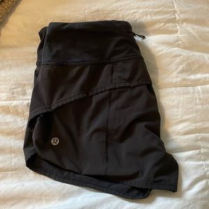 Lululemon speed up short